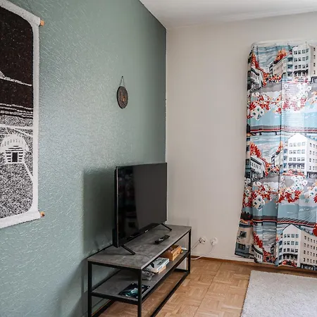 Old Square By Booklapland