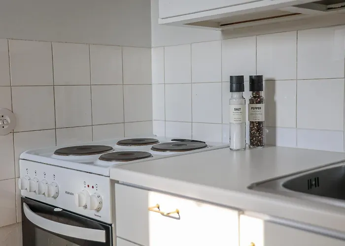 Old Square By Booklapland